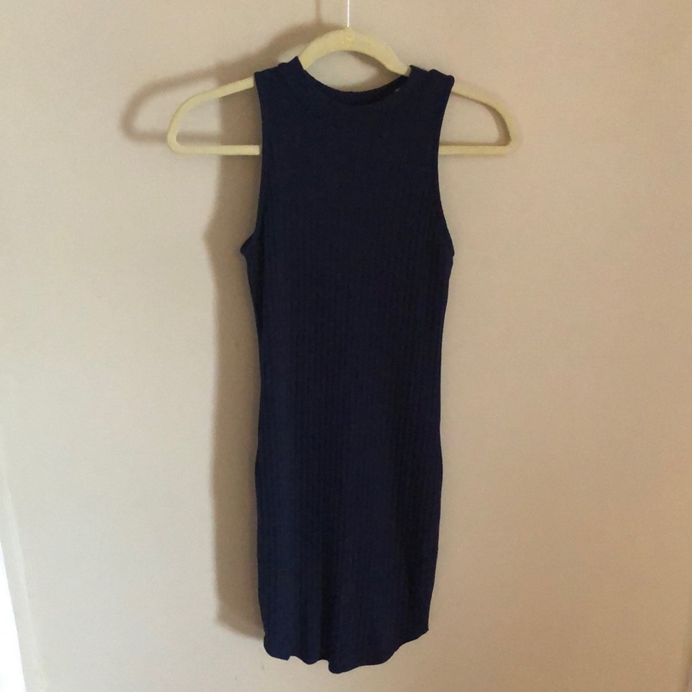 Navy blue body-con dress